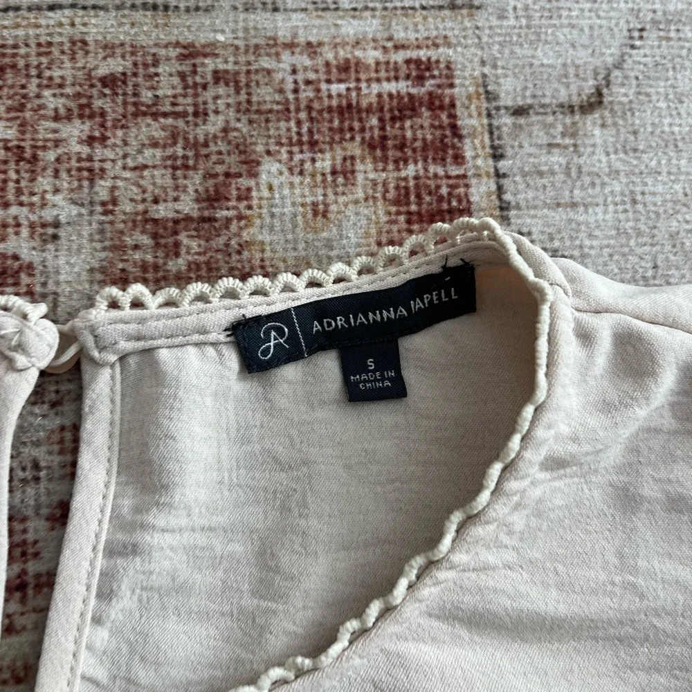 Adrianna Papell Cream Puff Sleeve Top - Picture 5 of 6